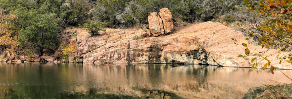 There S A Devil S Waterhole In Inks Lake State Park Two Worlds Treasures