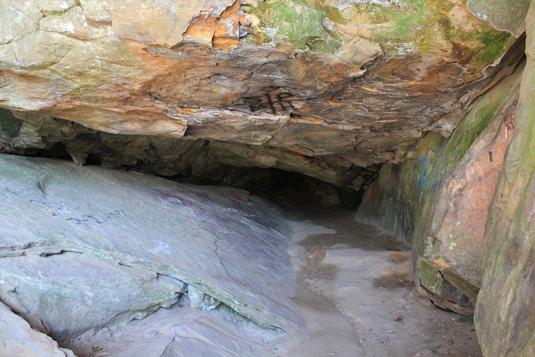 A Must-Do Hiking Trail At Robbers Cave State Park In Wilburton ...